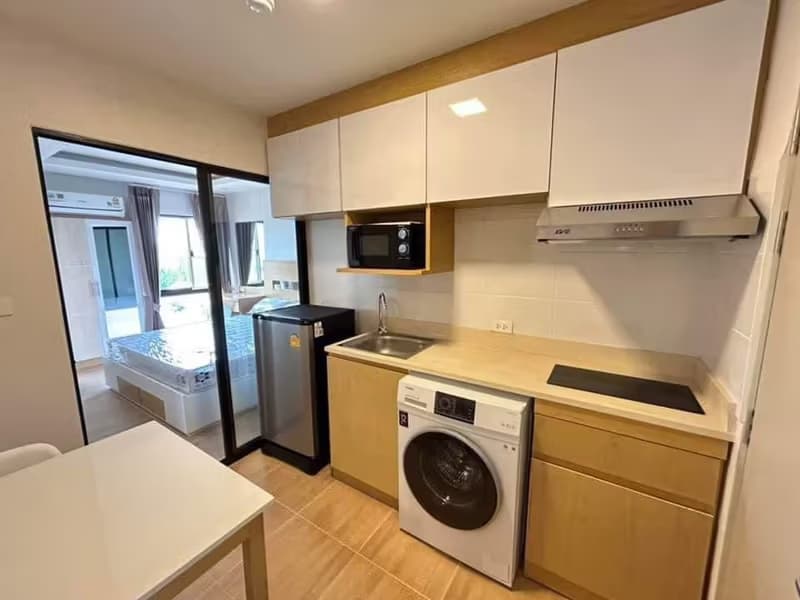 1 Bedroom Condo