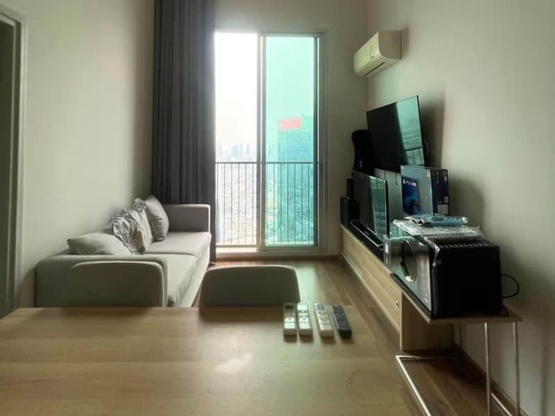 2 Bed Condo for Rent  Near Thailand Cultural Centre MRT