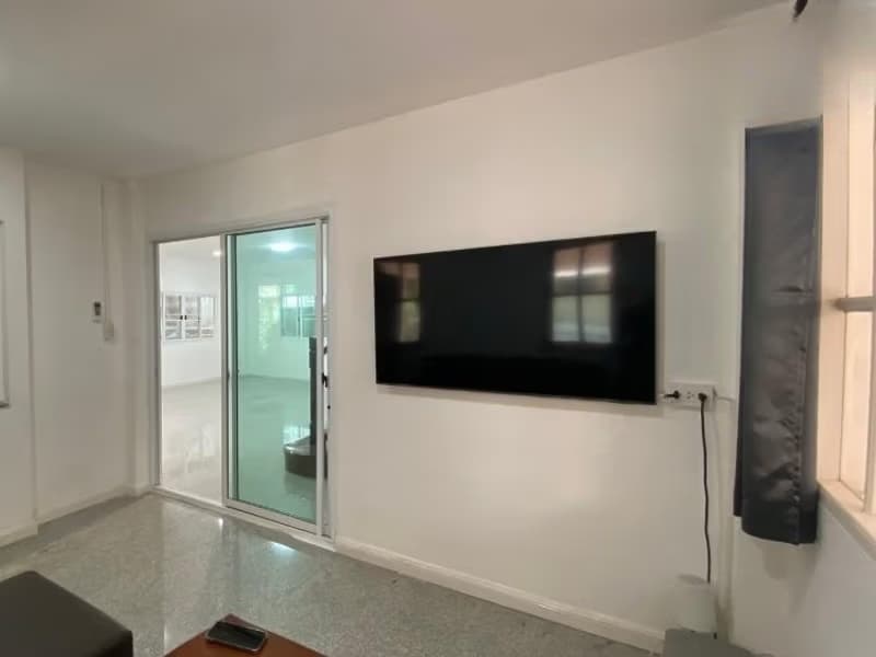 4 Bed House for Sale in Suan Luang