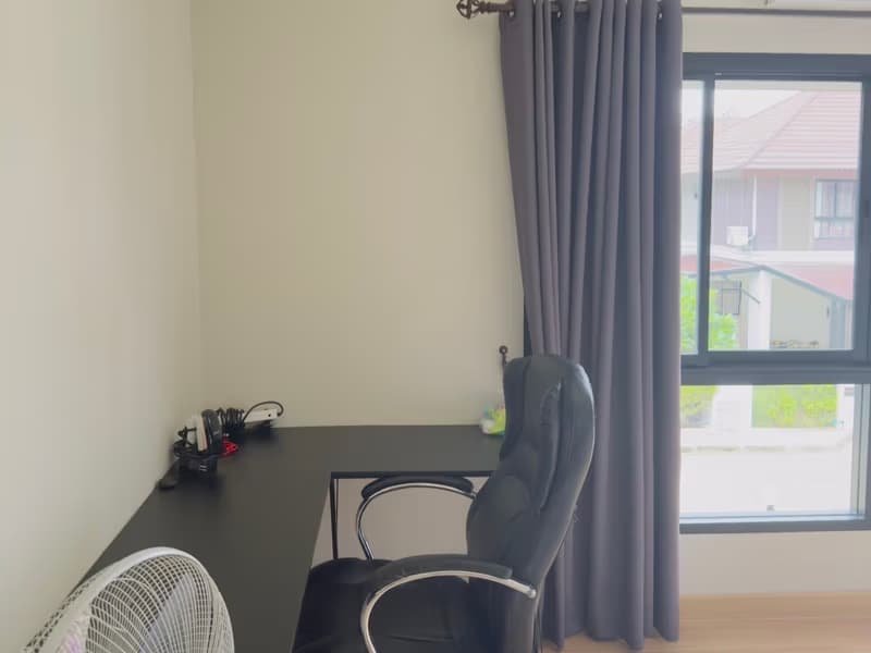 4 Bed House for Rent in Saraphi
