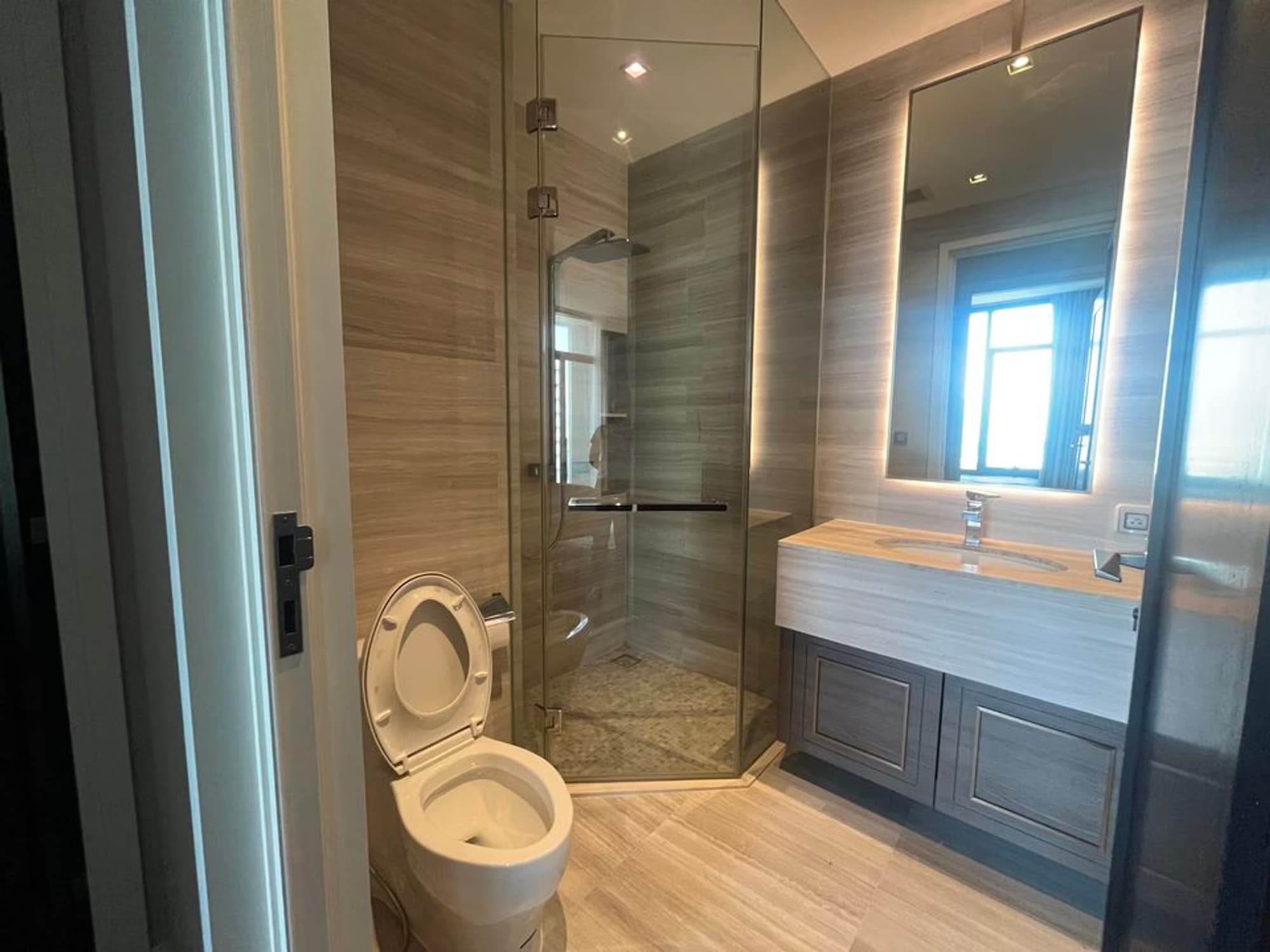 2 ห้องนอน Condo สำหรับ ขายและจำหน่าย ใน Watthana - Image 11