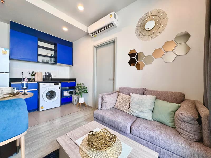 Condo for Rent, Short term at XT Ekkamai