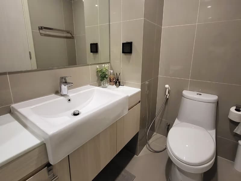 1 Bedroom Condo for Rent at Noble Recole