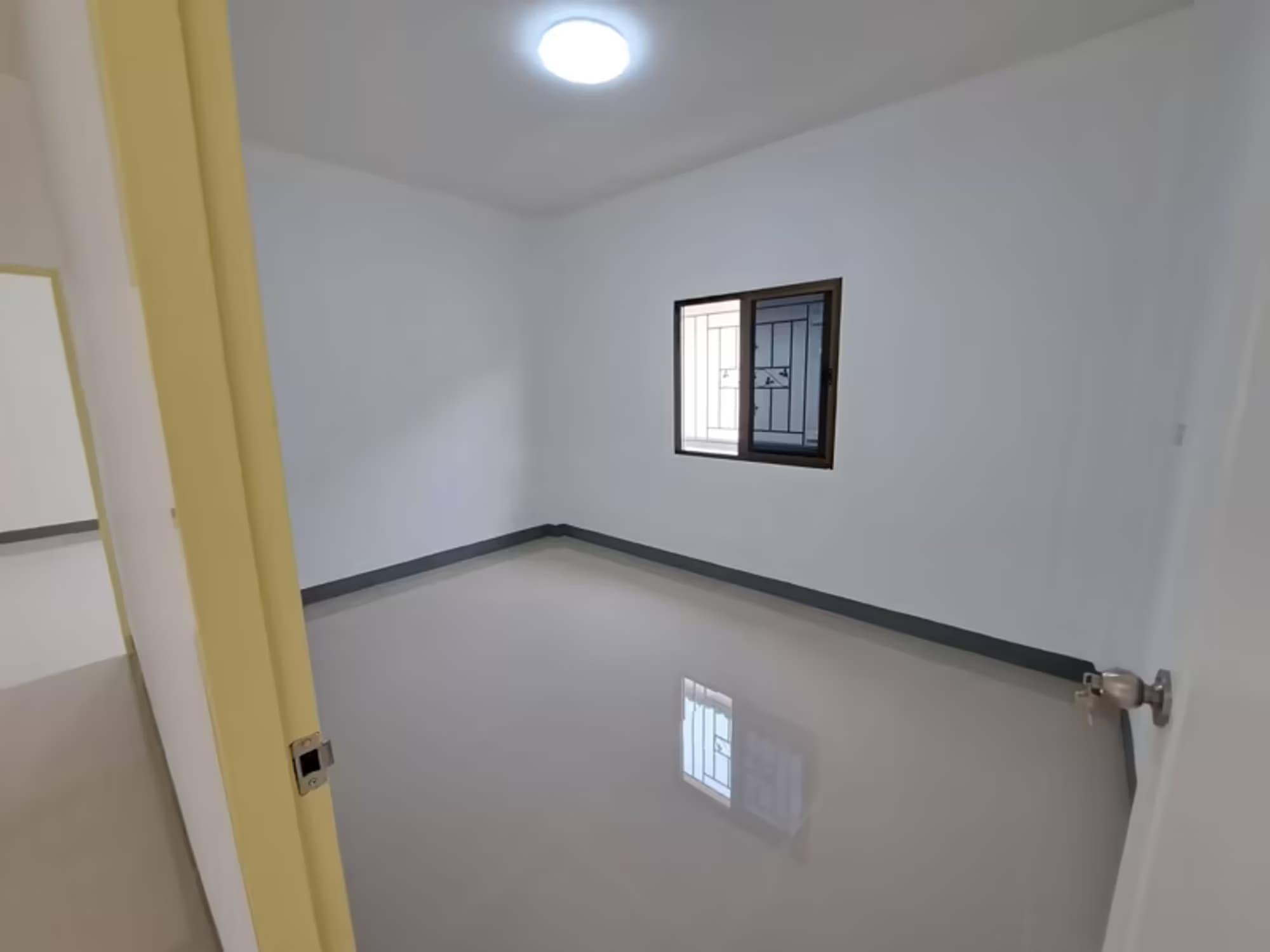 3 Bedroom House - Image 8