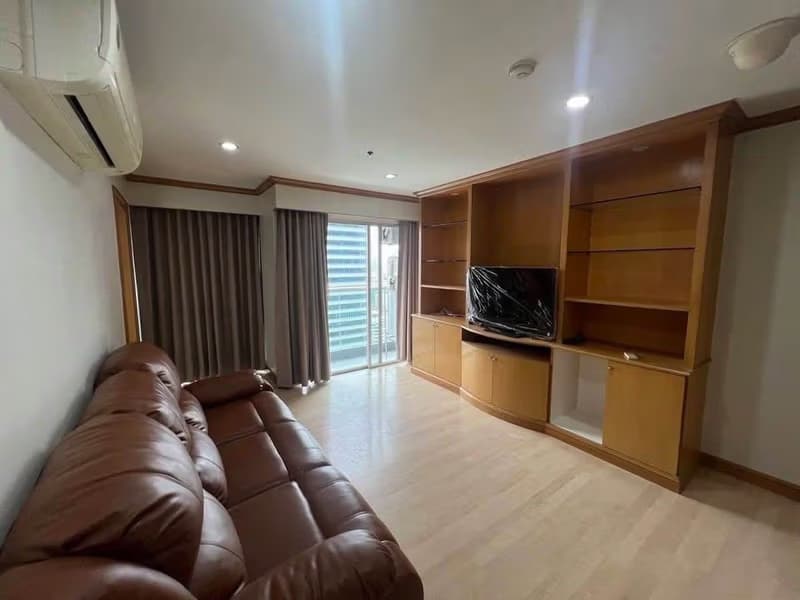 3 Bed Condo for Rent in Bang Rak
