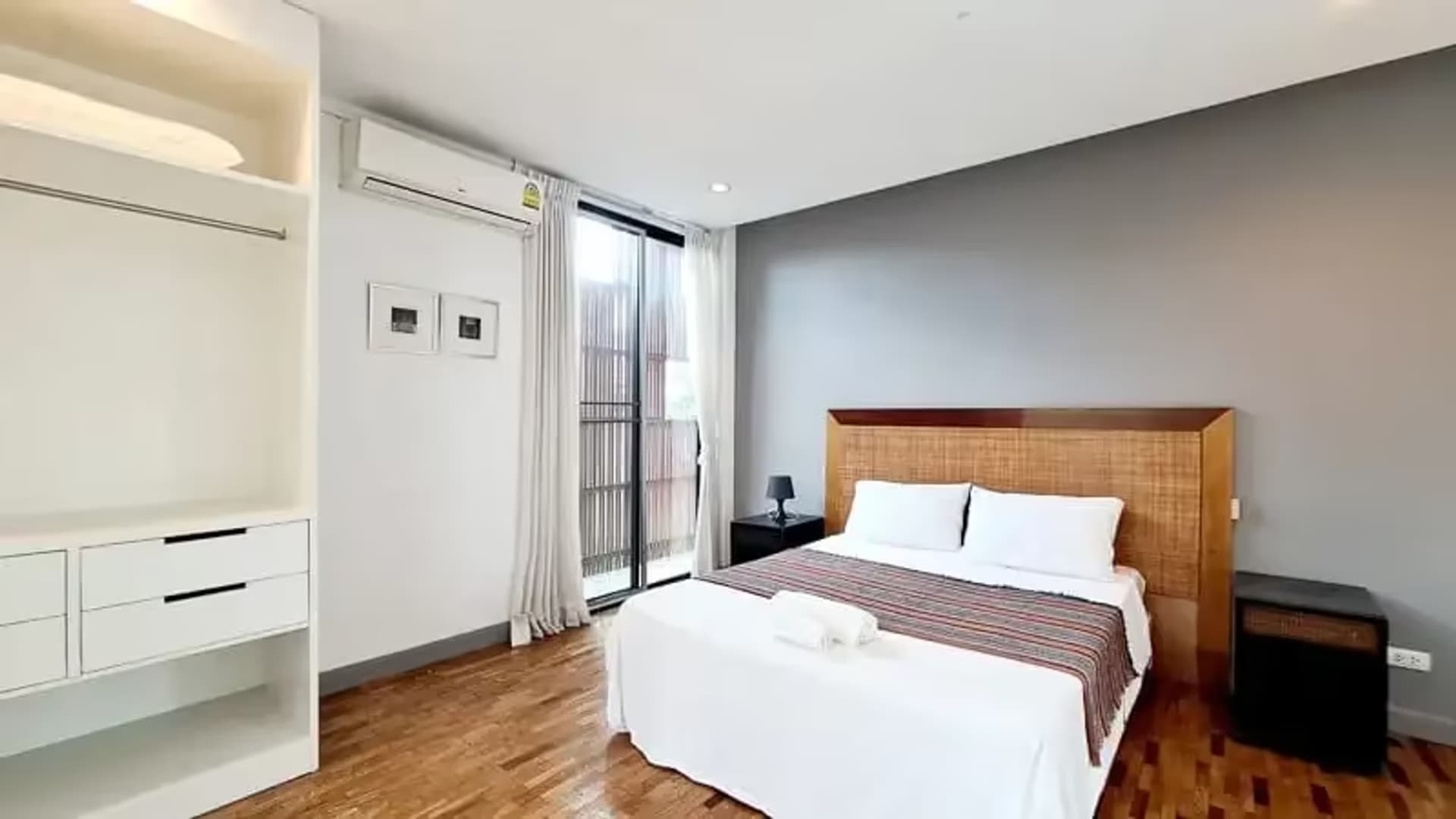4 Bedroom House - Image 12