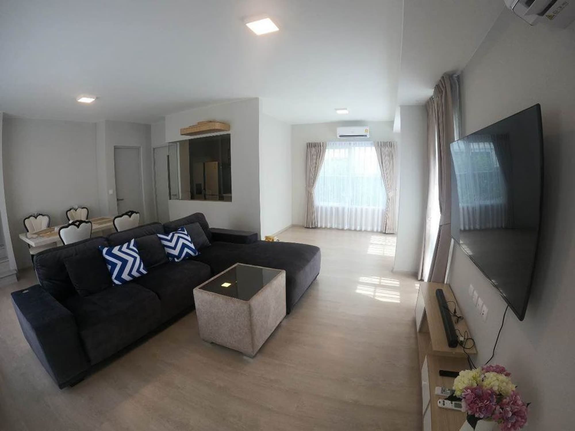 2 Bed House for Rent in Bang Na - Image 5
