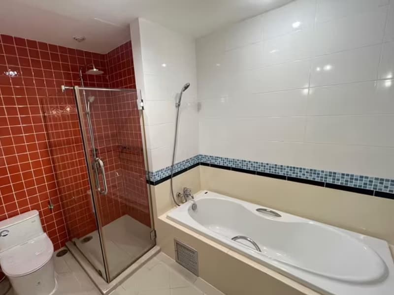 Condo for Rent at Citismart Sukhumvit 18 Condominium