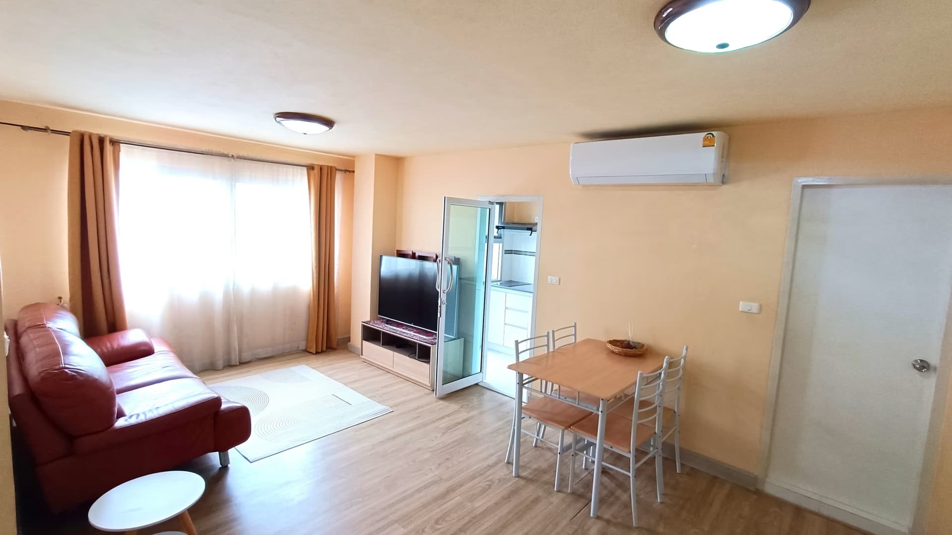 2 ห้องนอน Condo สำหรับ ขาย ใน ยานนาวา - Image 1