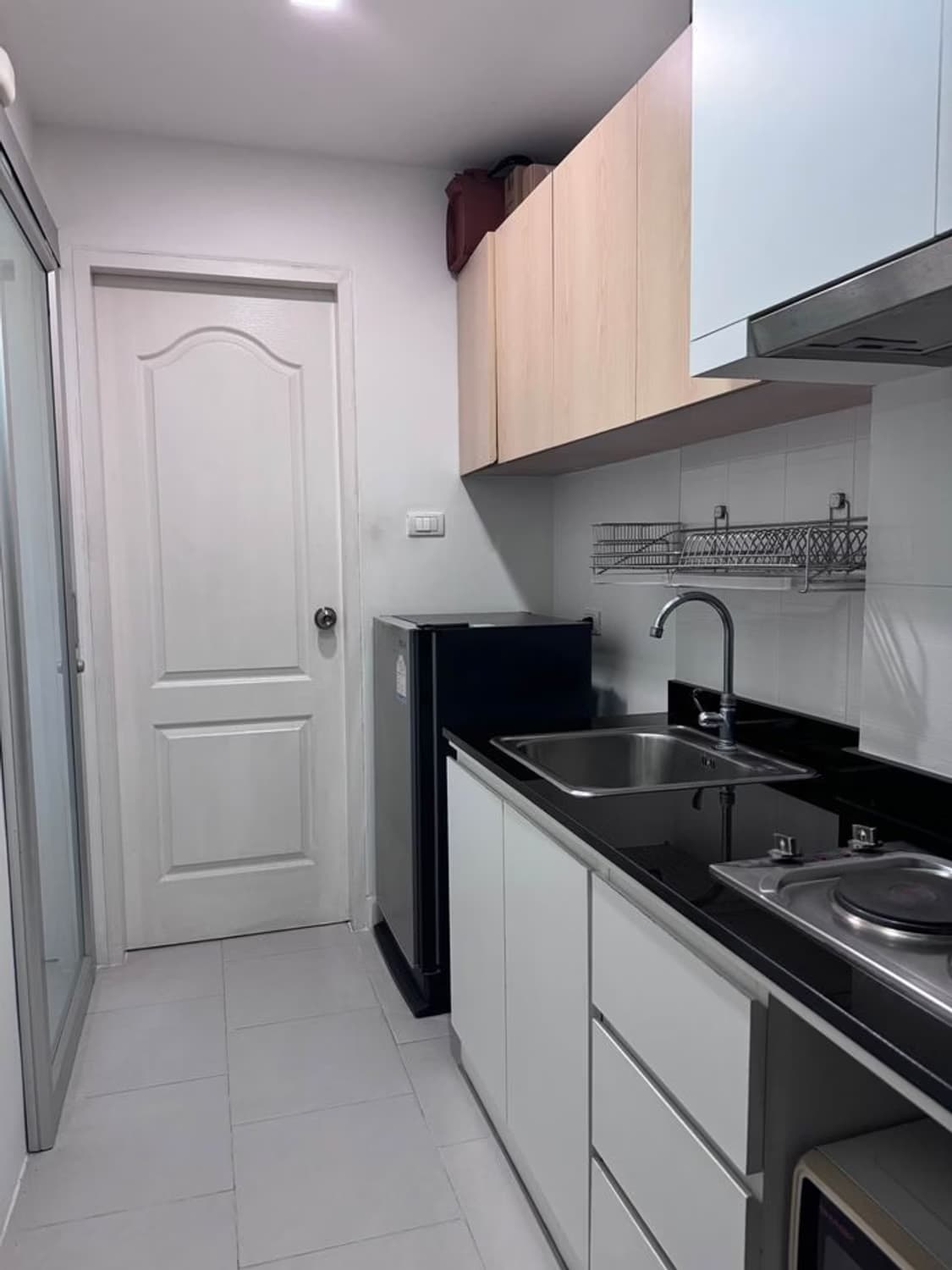 1 Bed Condo for Sale in undefined - Image 2