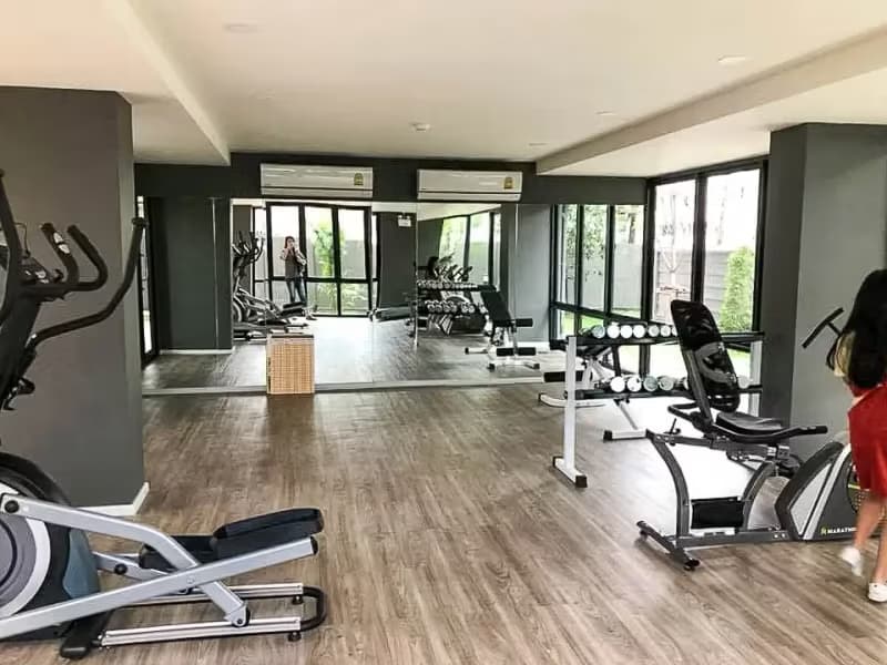 1 Bedroom Condo