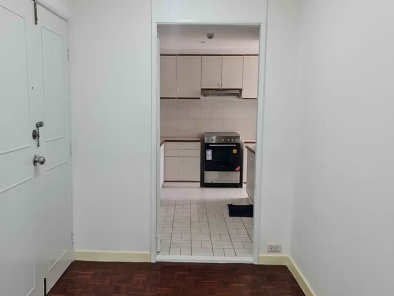 Condo for Rent at Tai Ping Towers