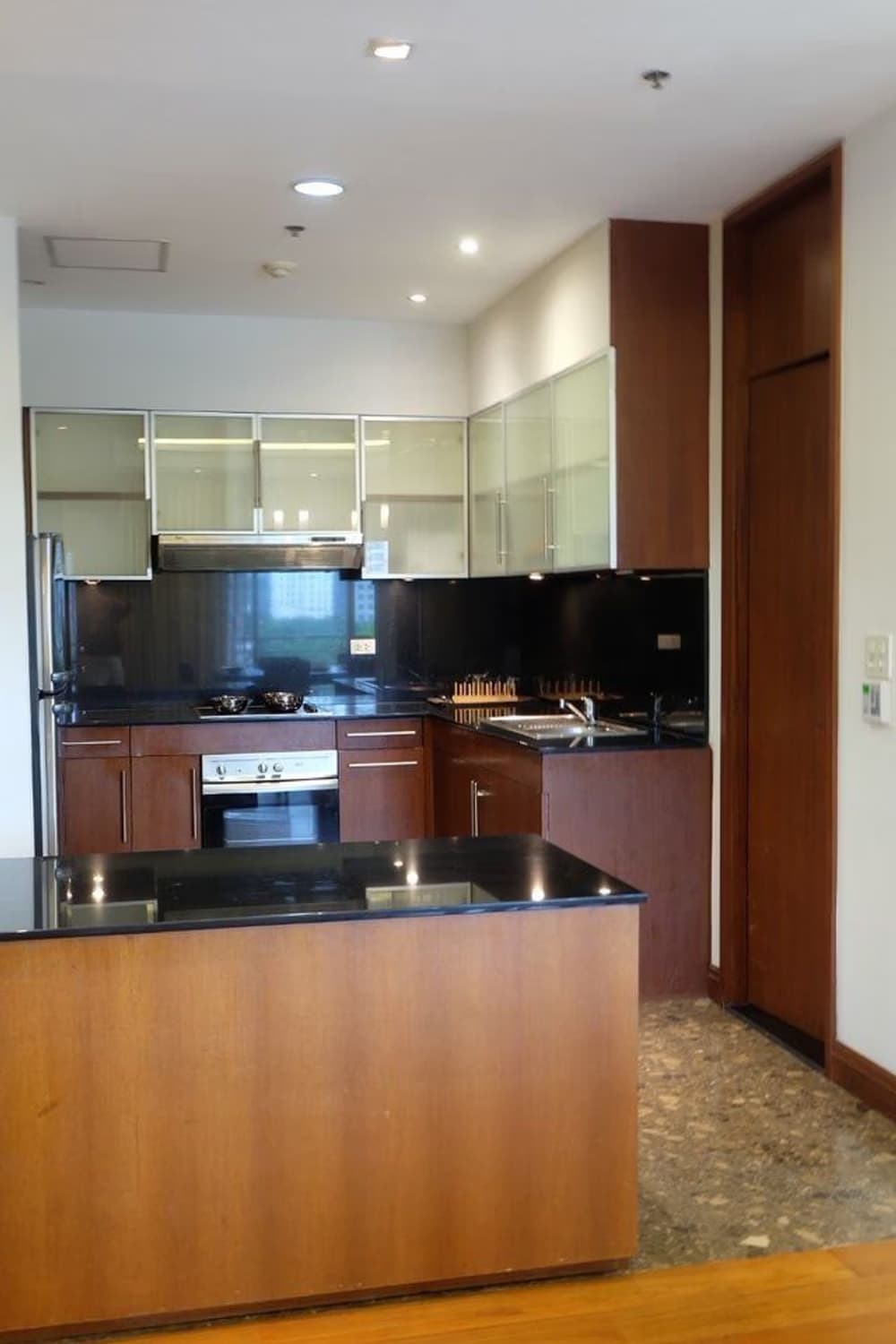 3 卧室 公寓 用于 出租 在 Pathum Wan - Image 8