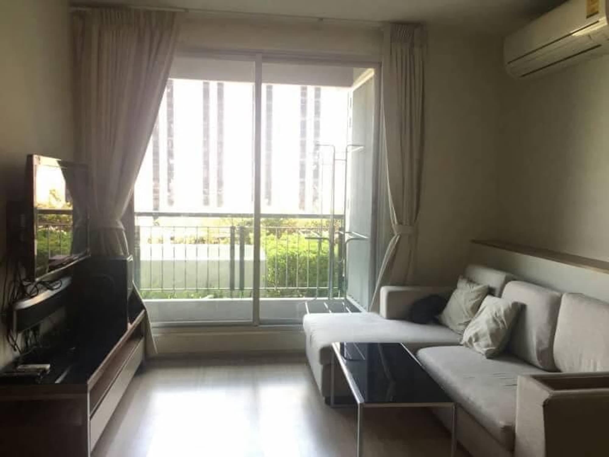 1 Bedroom Condo at RHYTHM Ratchada-Huai Khwang   - Image 1