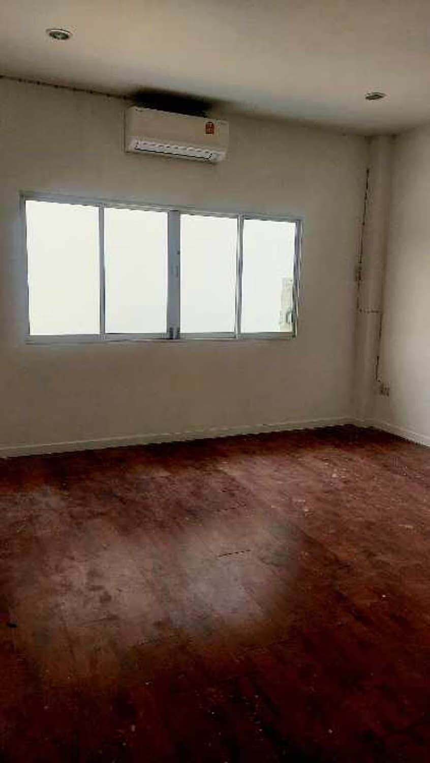 3 Bed Townhouse for Rent in Mueang Chiang Mai - Image 4