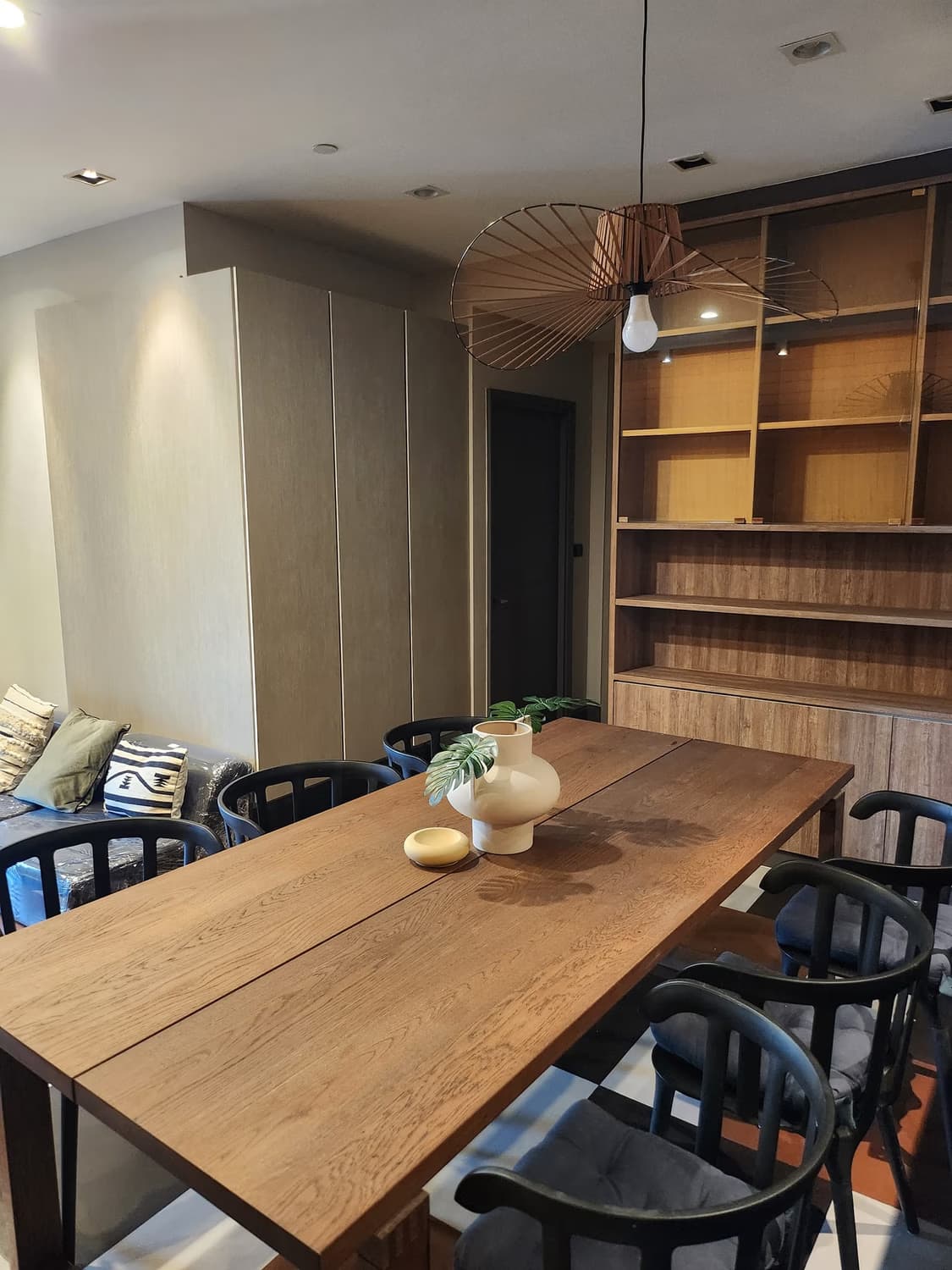2 Bed Condo for Rent in Sathon - Image 9