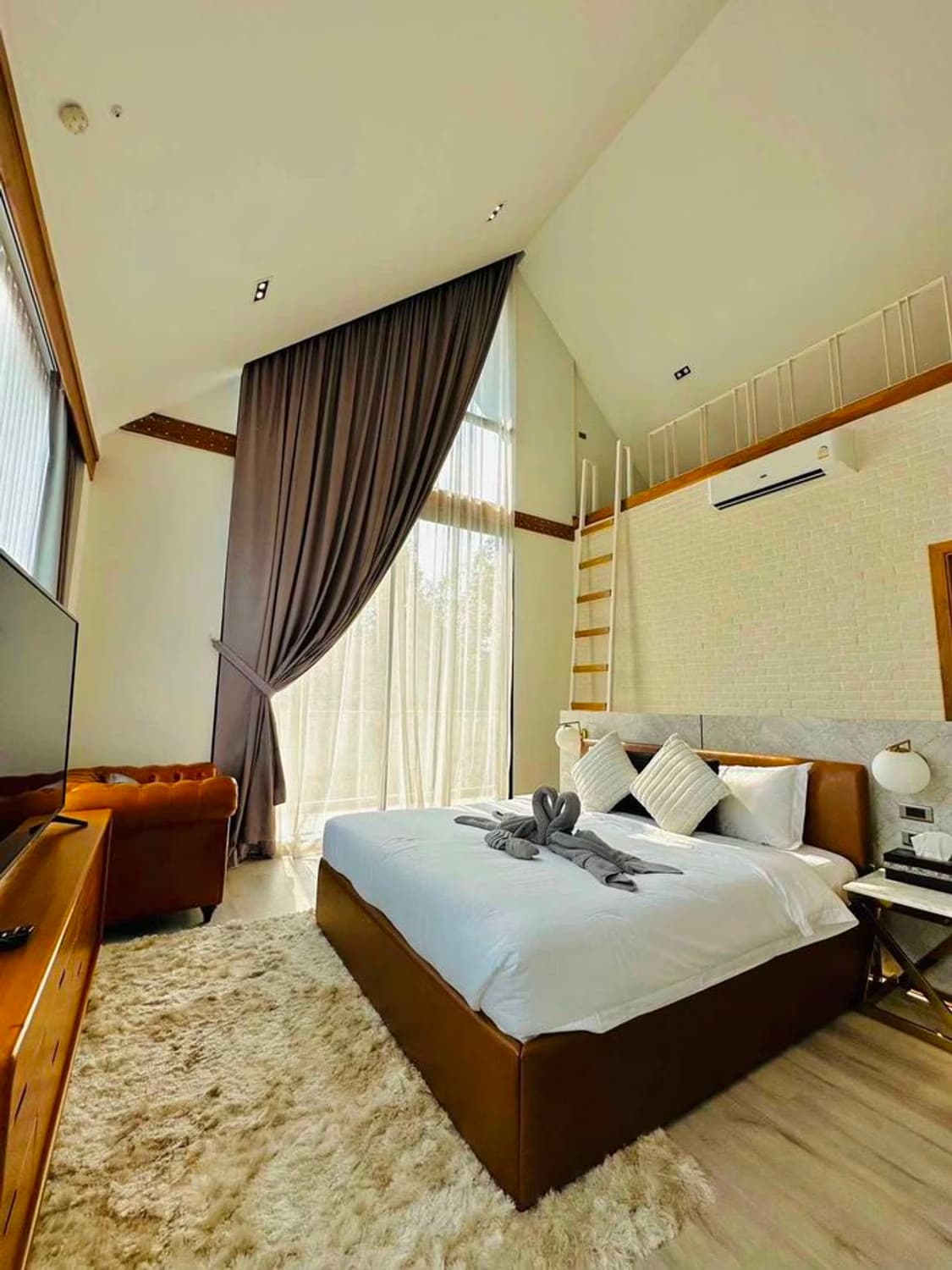 5 Bed House for Rent in Hang Dong - Image 7