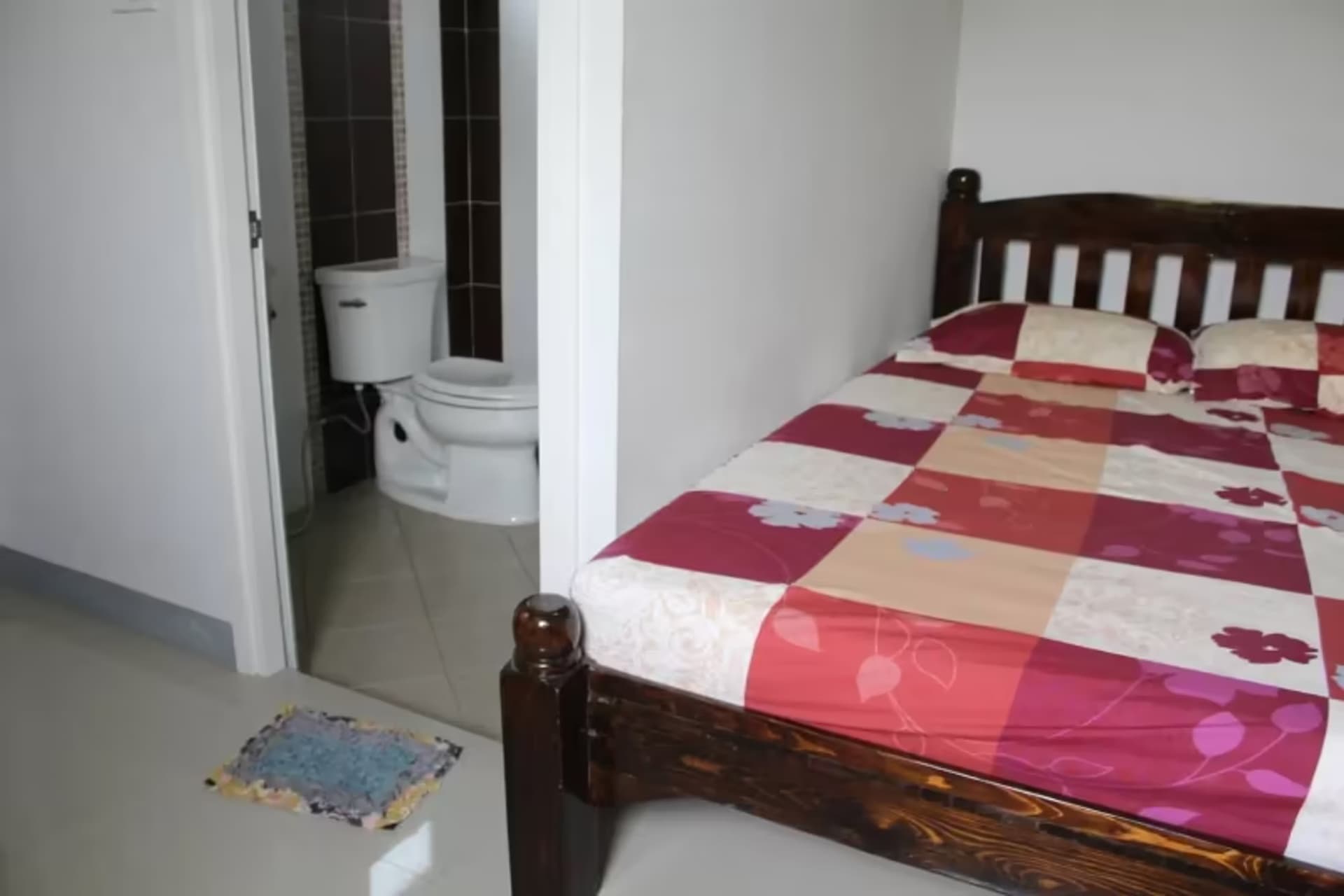 3 Bedroom House - Image 10