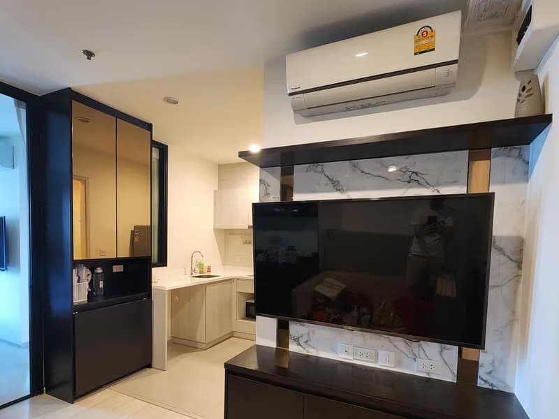 Condo for Rent at Life Asoke