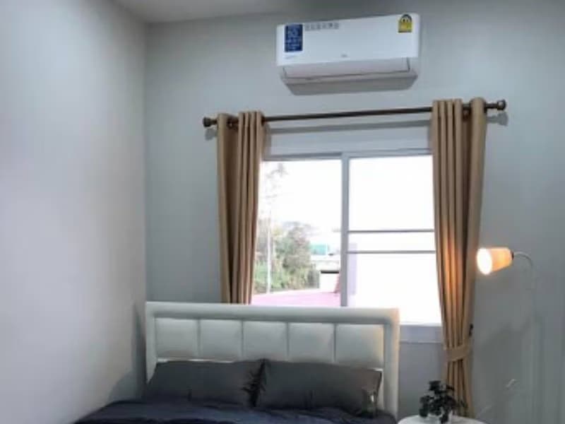 4 Bed Townhouse for Rent in San Kamphaeng District