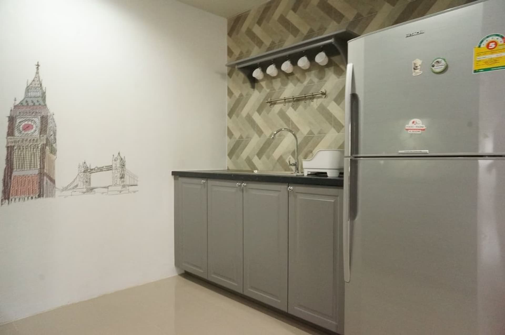 2 Bedroom Condo for Rent at Baan Suanpetch - Image 9