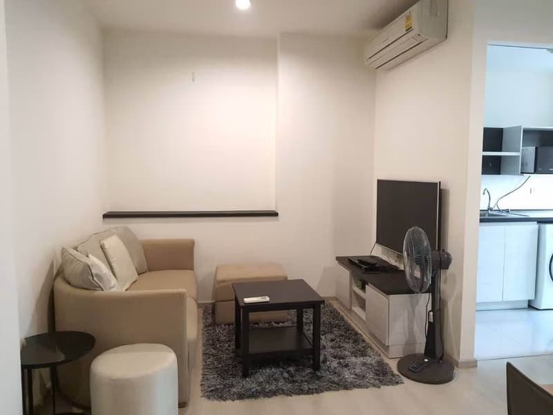 Condo for Rent at Life Ratchadapisek