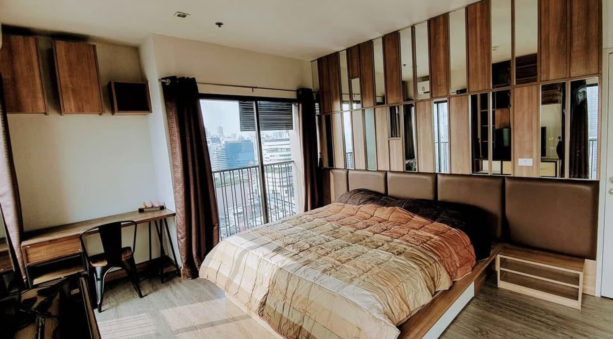 1 Bedroom Condo for Rent at Noble Refine - Image 7