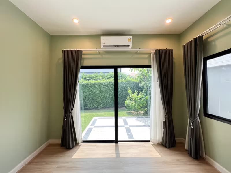 Home in Setthasiri Chaengwatana-Prachauen 2