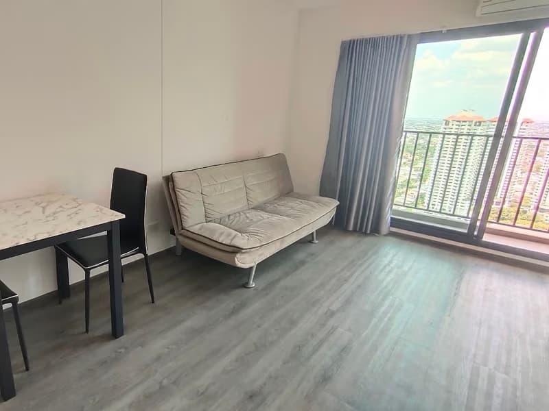 Condo for Rent at Rich Park Triple Station