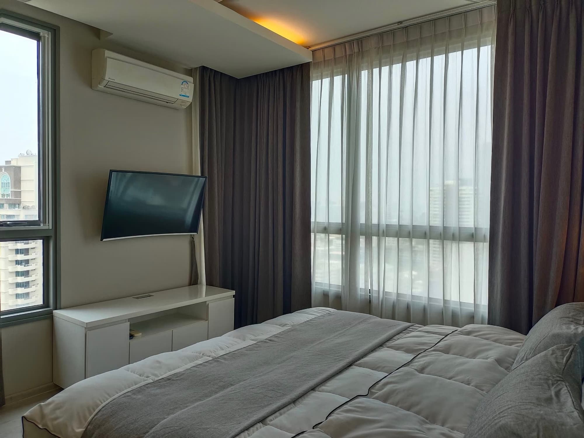 1 Bedroom Condo - Image 14