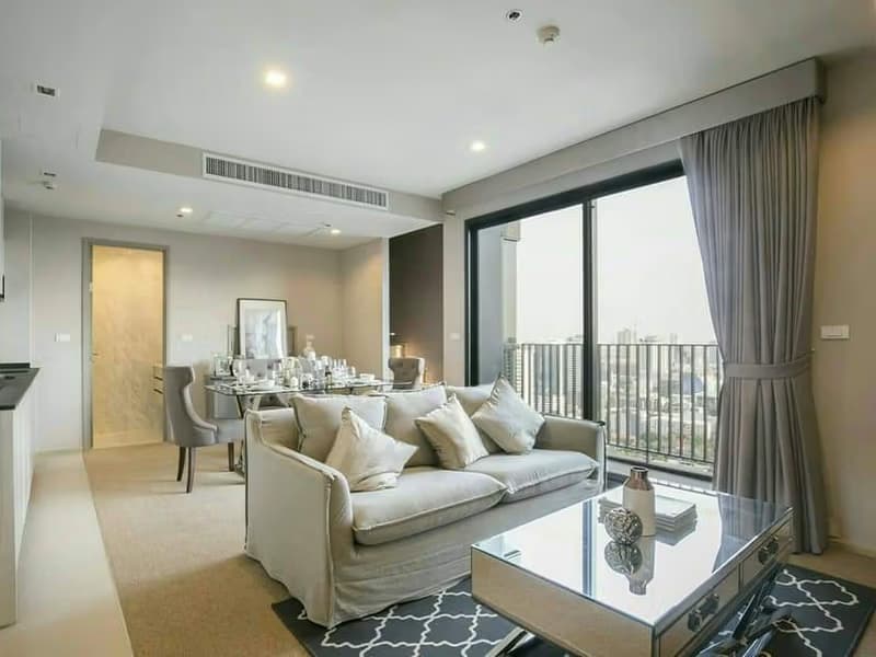 HQ Thonglor by Sansiri