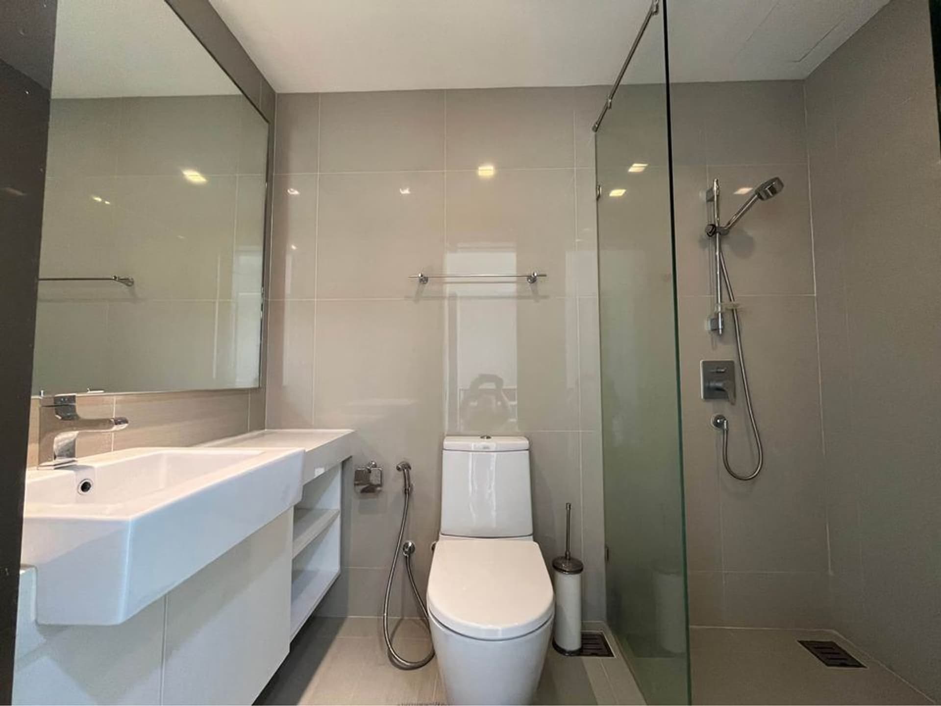 2 Bed Condo for Rent in Bang Kho Laem - Image 7