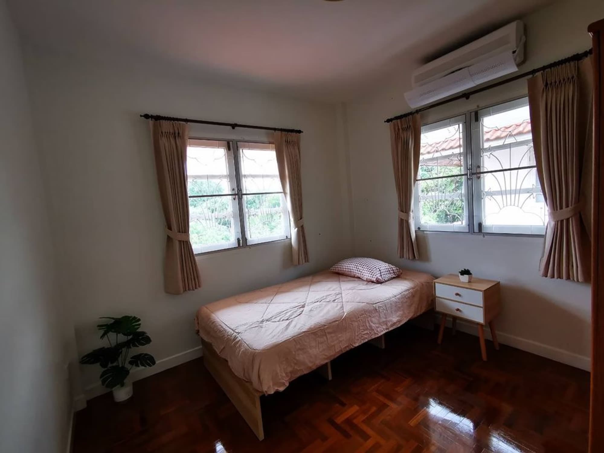 House for Rent in San Phi Suea, Mueang Chiang Mai. - Image 4