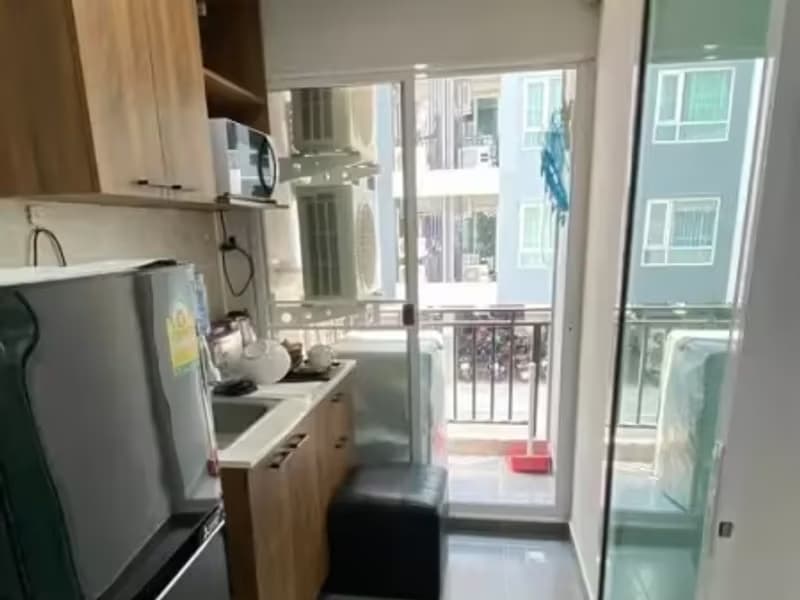 1 Bedroom Condo
