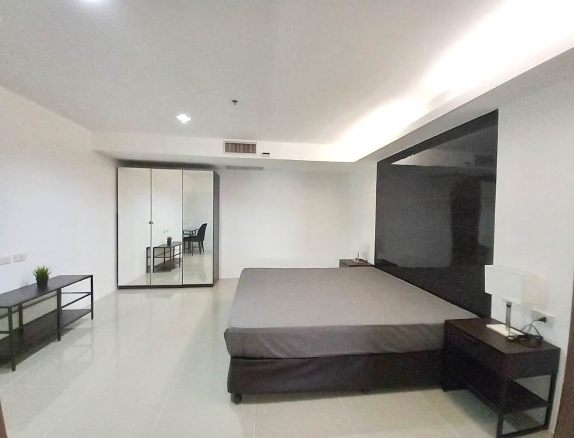 2 Bed Condo for Rent and Sale  Near Thong Lo BTS - Image 4