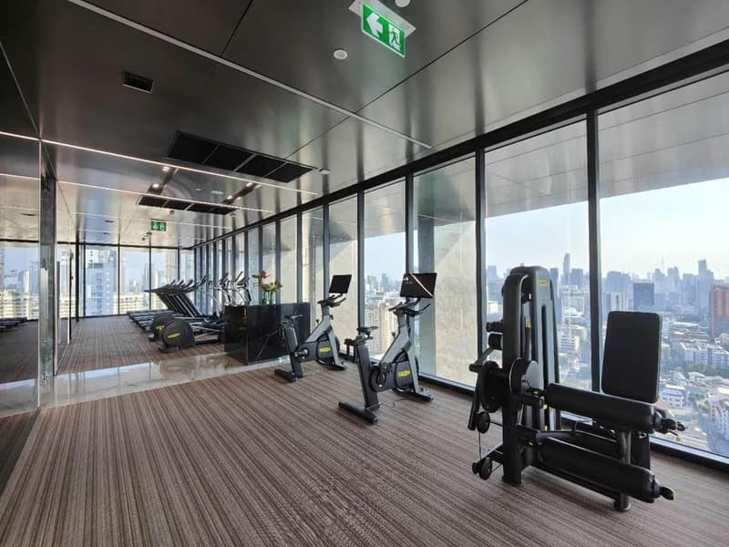 1 Bedroom Condo