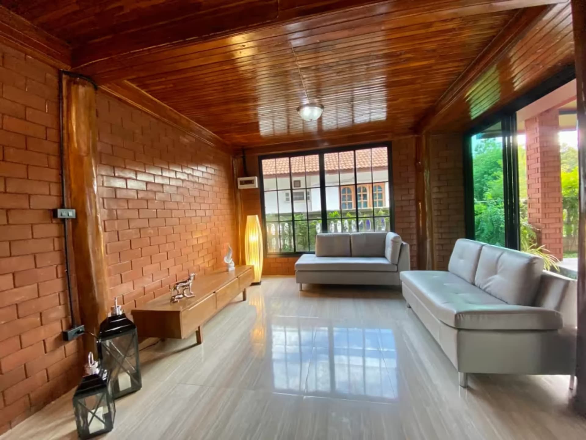 2 Bedroom House - Image 15