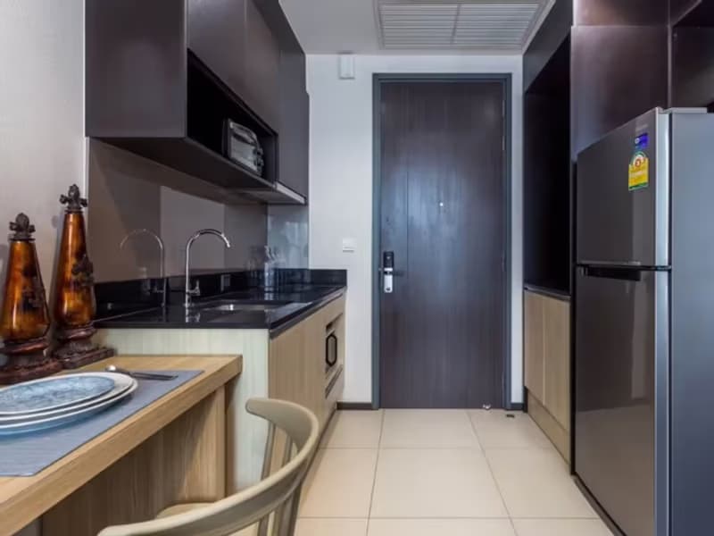 Condo for Sale, Rented at The Edge Sukhumvit 23