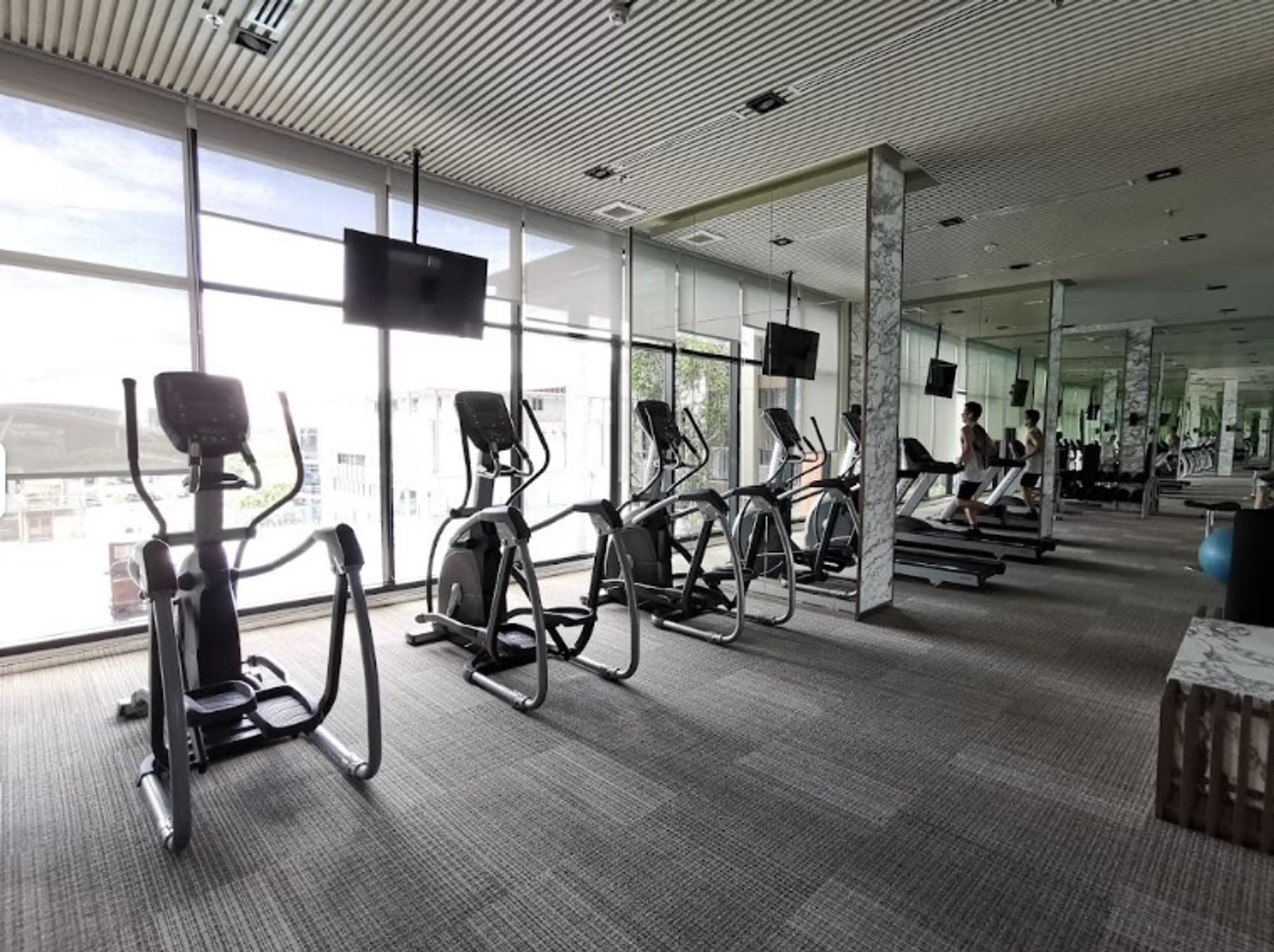 1 ห้องนอน คอนโด สำหรับ ขาย ใน Huai Khwang - Image 3