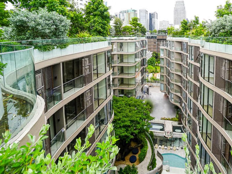 2 Bed Condo for Rent and Sale in Khlong Toei