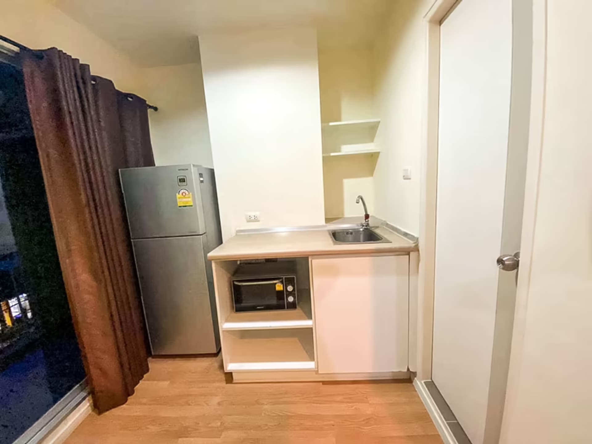 1 Bedroom Condo for Sale with Tenant  - Image 3