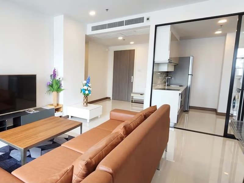 2 Bed Condo for Rent  Near Khlong San BTS