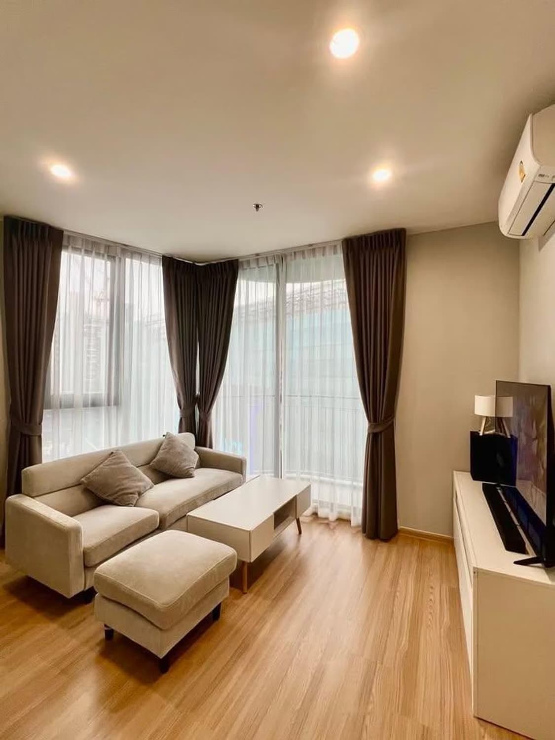 2 ห้องนอน คอนโด สำหรับ จำหน่าย ใน Phra Khanong - Image 1