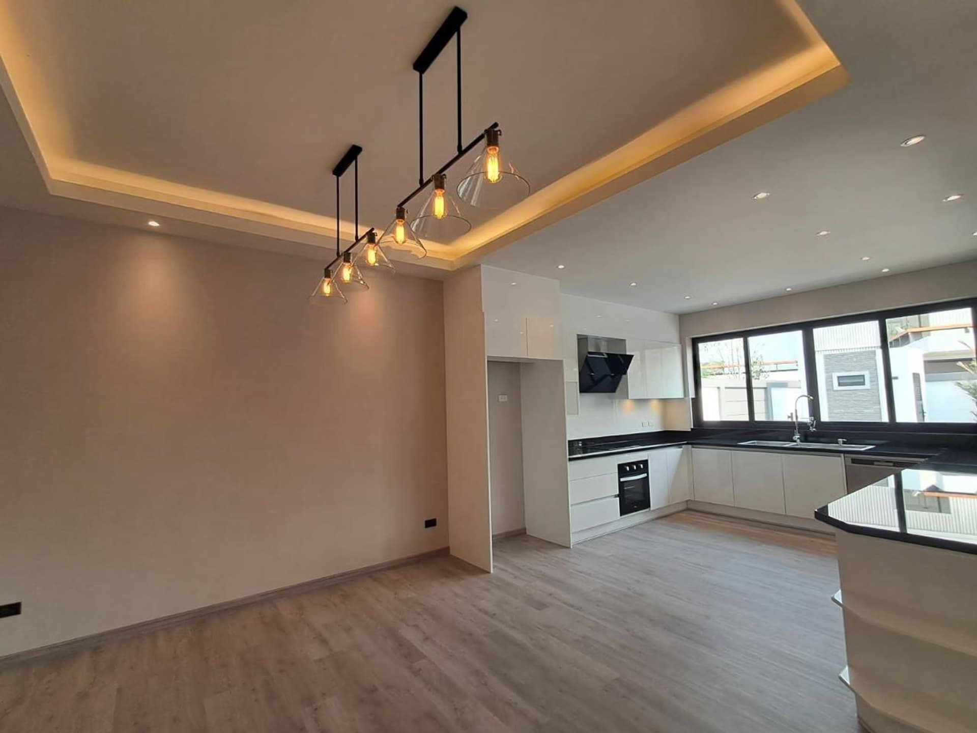 4 Bed House for Sale in Mueang Chiang Mai - Image 5