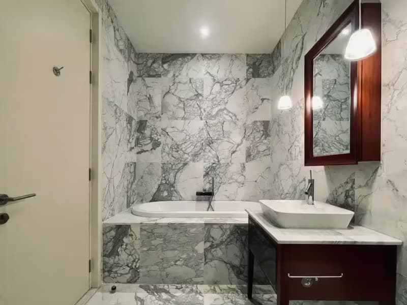 1 Bedroom Condo