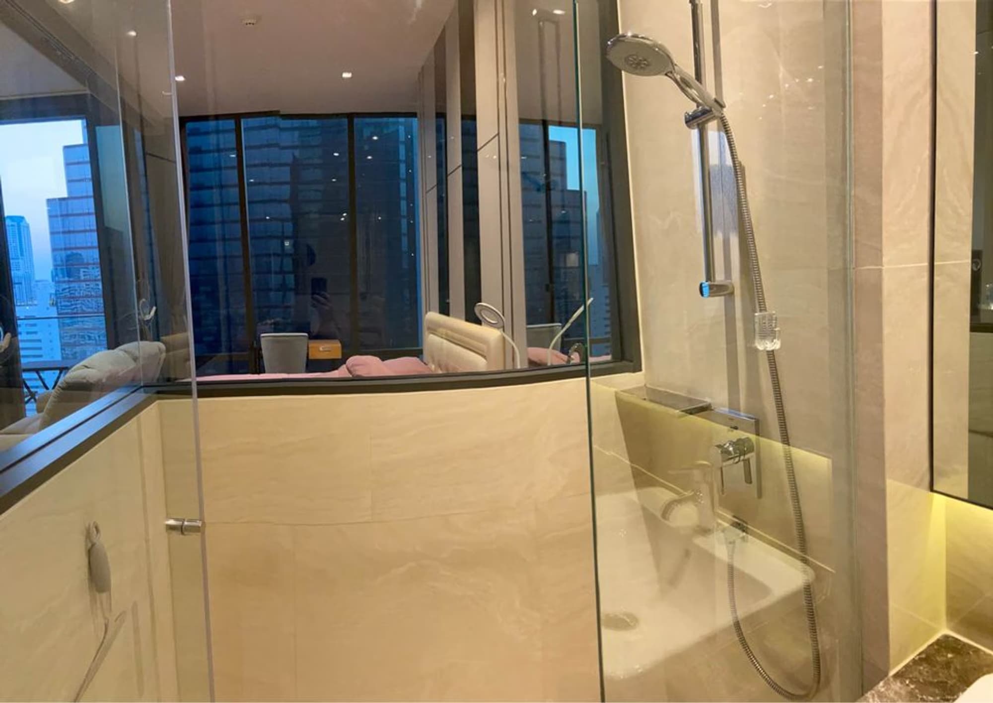 Condo for Sale at Ashton Silom - Image 7
