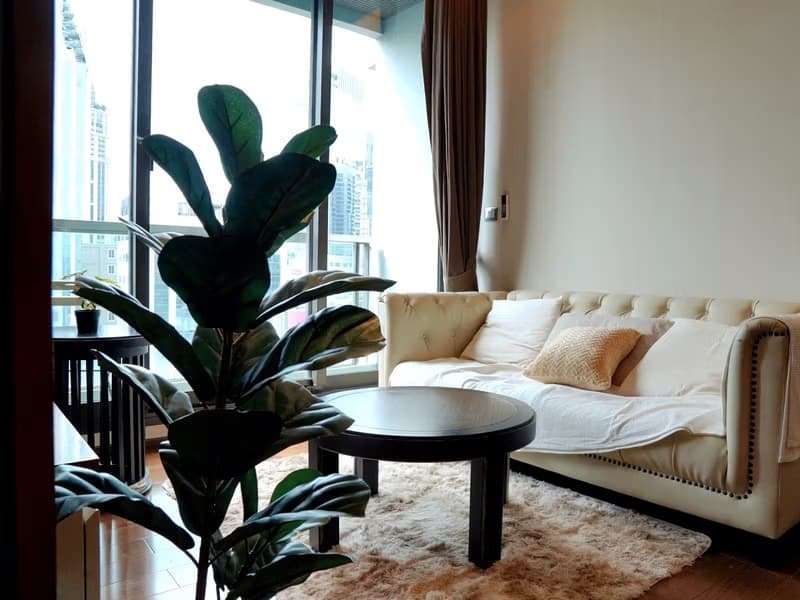 1 Bed Condo for Rent and Sale in Khlong Toei