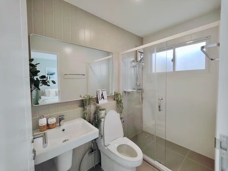 3 Bed Townhouse for Rent and Sale in Prawet