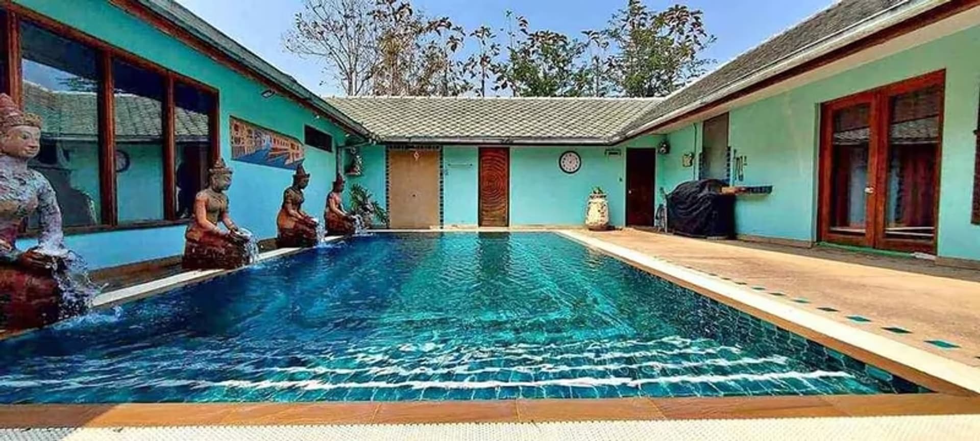 4 Bedroom House - Image 22