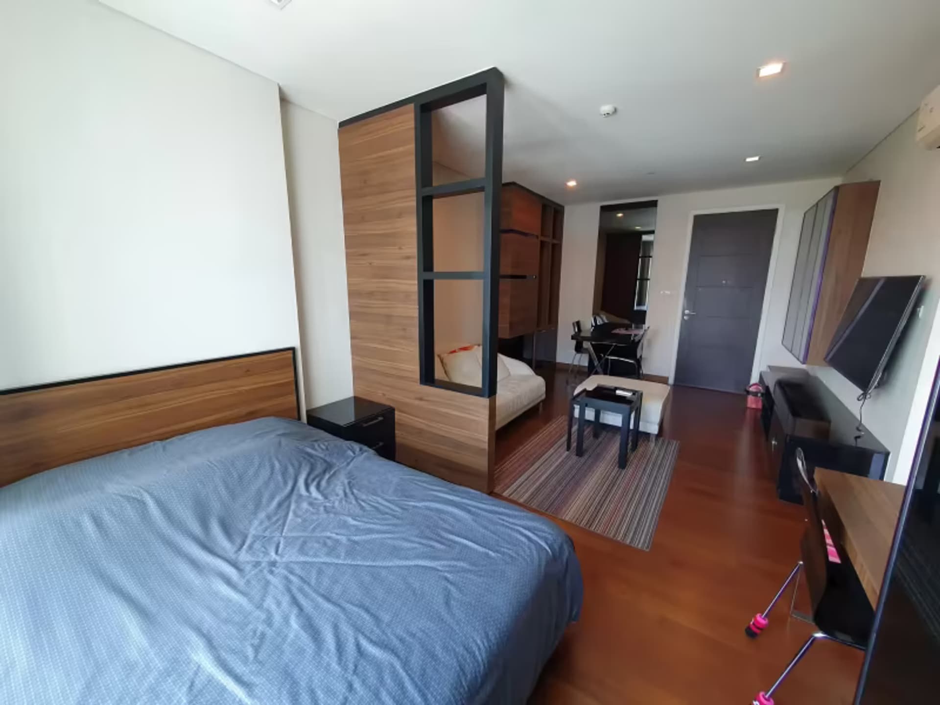 1 Bedroom Condo - Image 2